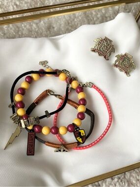 Hot Topic | Gryffindor Stacked Layered Bracelet and Earring Set